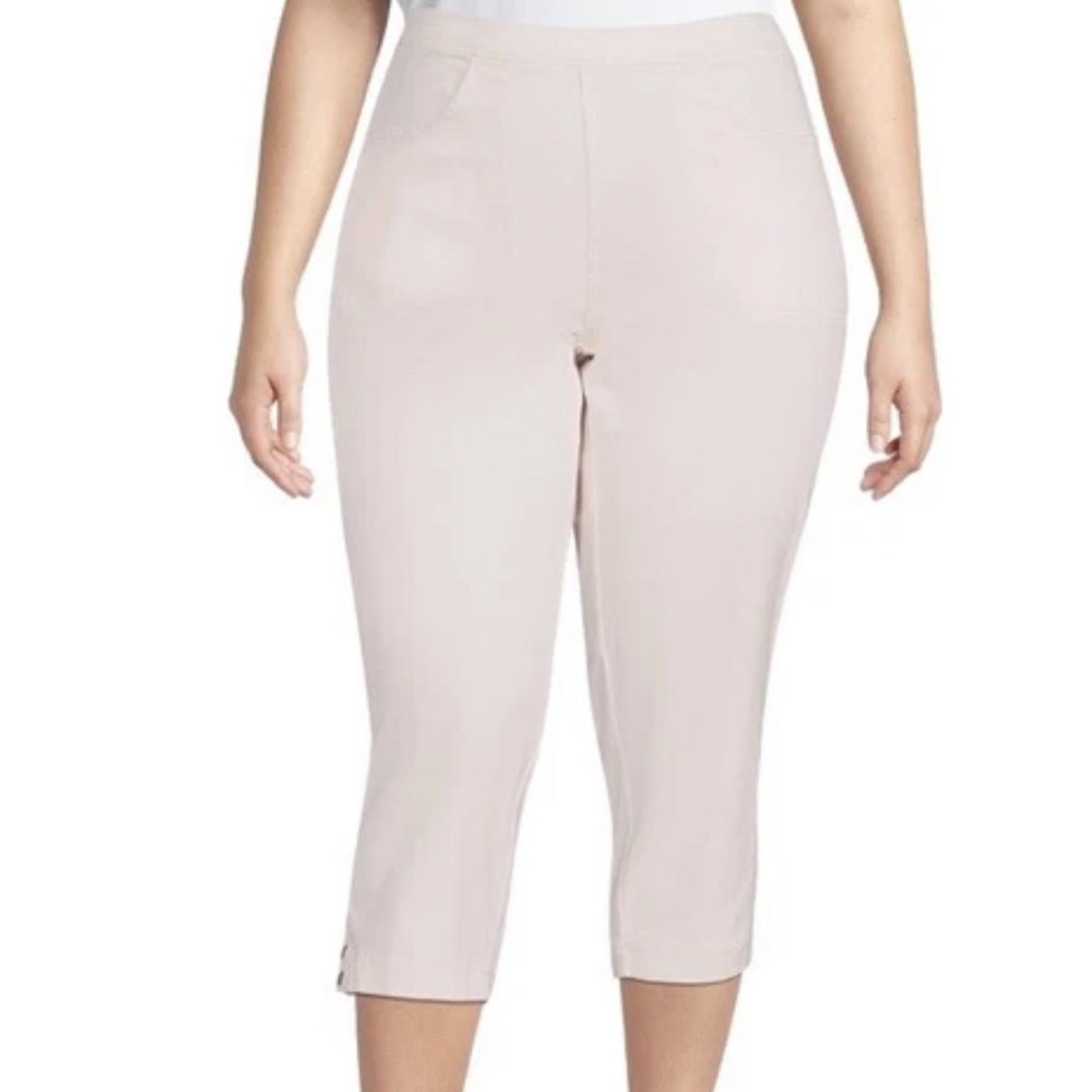 Just My Size Women’s Pale Pink Plus Size Snap Hem Crop Pants Size 3X NWT